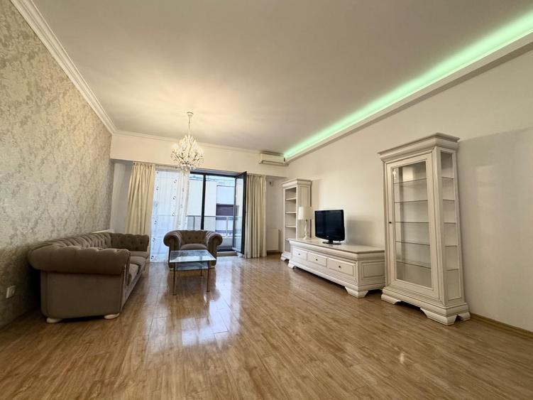 Apartament cu 2 camere decomandat, mobilat în Decebal