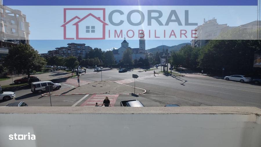 Apartament cu 2 camere decomandat în Decebal