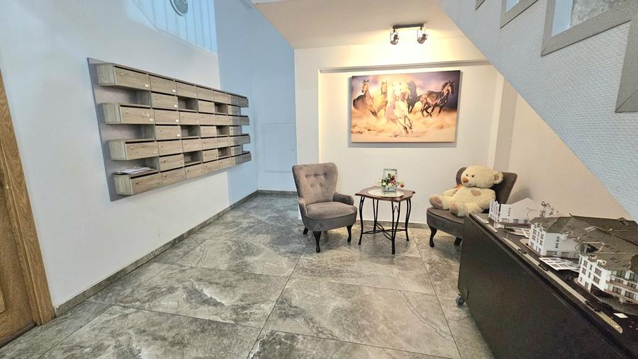 Apartament cu 2 camere semidecomandat în Prelungirea Ghencea