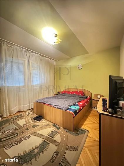 Apartament cu 2 camere decomandat, mobilat în Fratelia
