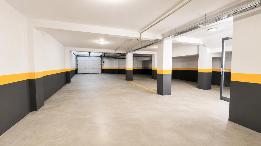 Apartament cu 3 camere decomandat în 1 Mai