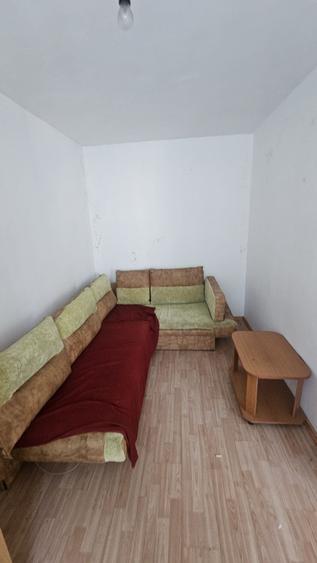 Apartament cu 2 camere semidecomandat în Exterior Vest