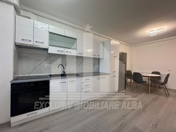 Apartament cu 2 camere decomandat, mobilat în Cetate