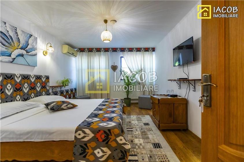 Hotel/Pensiune, de 150 mp, în Răstoaca