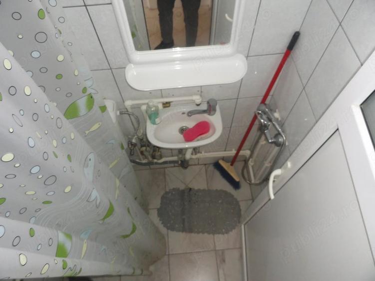 Garsonieră decomandată în Central