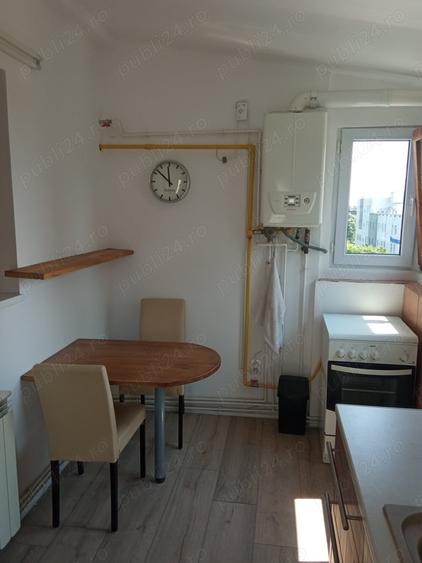 Apartament cu 2 camere nedecomandat în Parcul Carol