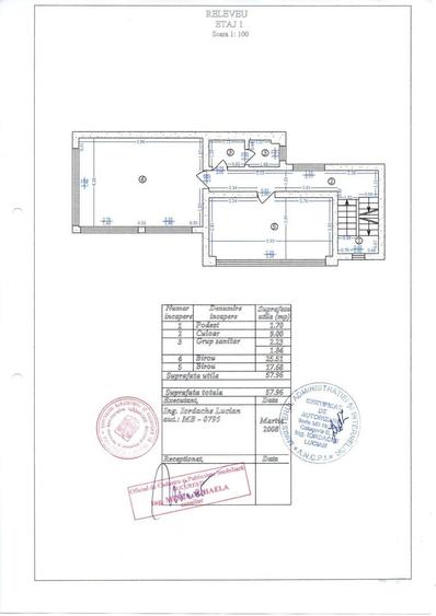 Casă individuală cu 13 camere cu Canalizare în Banu Manta