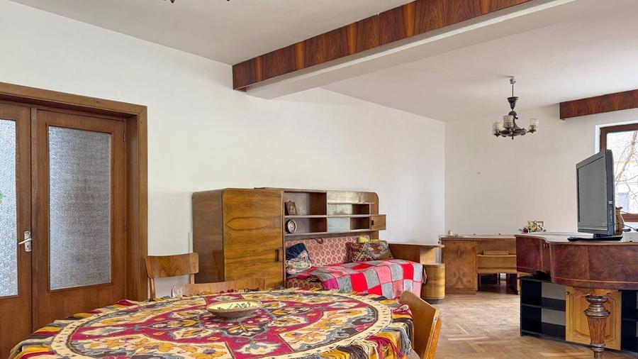 Duplex cu 5 camere cu Canalizare în Brașovul Vechi