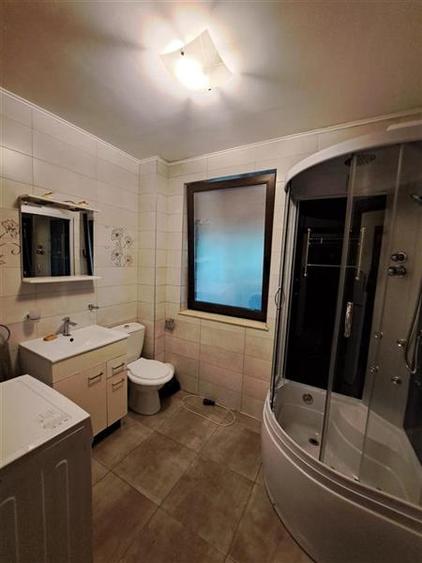 Apartament cu 2 camere decomandat, mobilat în Bulgaria