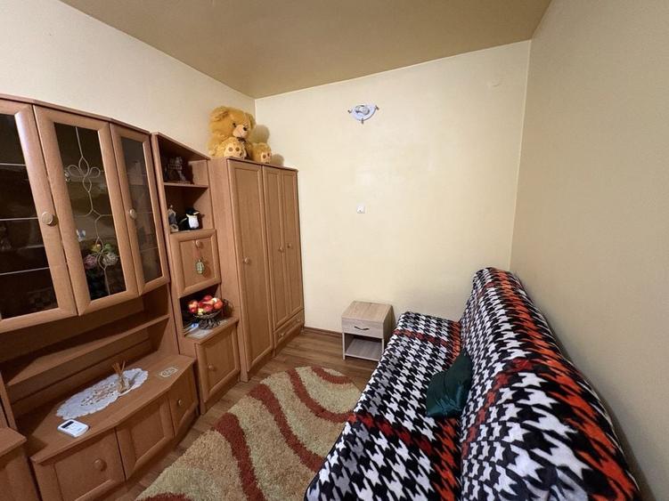 Casă cu 2 camere cu Teren 20 Mp în Dămăroaia