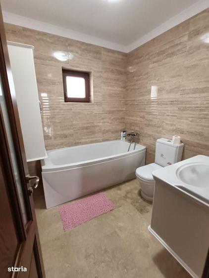 Casă cu 3 camere în Central