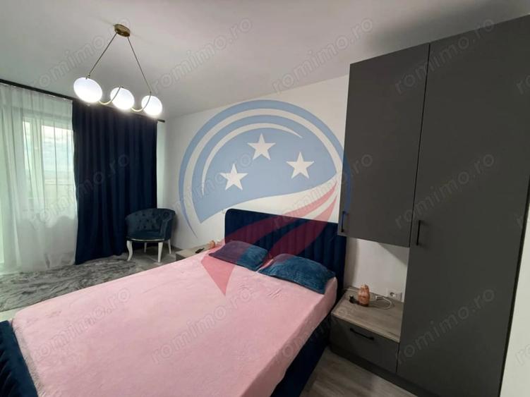 Apartament cu 4 camere semidecomandat, mobilat în Ultracentral