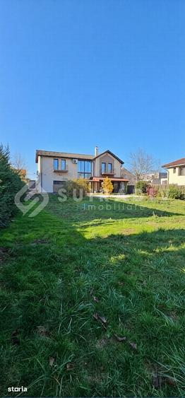 Casă cu 8 camere cu Teren 1300 Mp în Europa