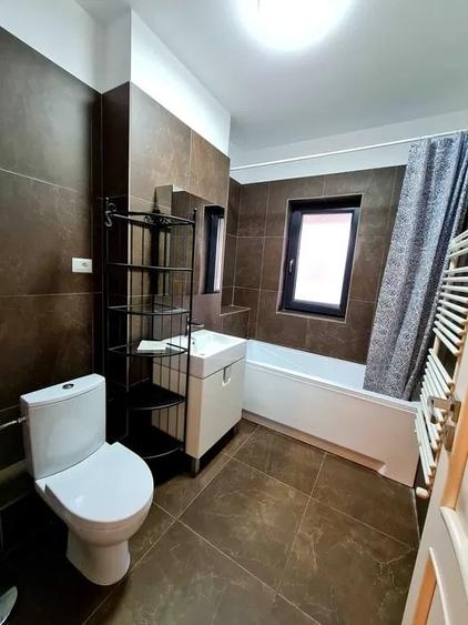Apartament cu 3 camere decomandat, mobilat în Floreasca