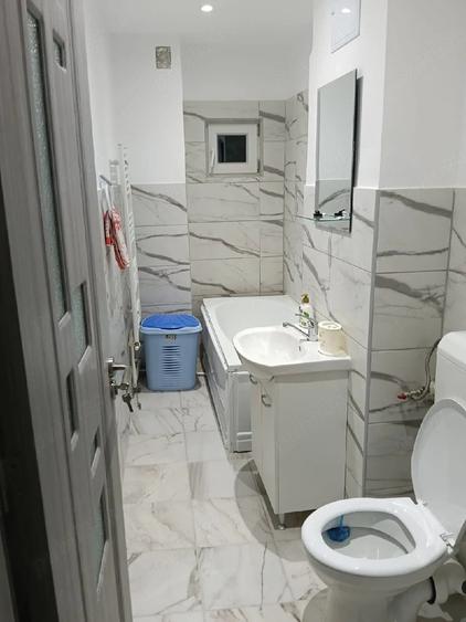 Apartament cu 2 camere decomandat în Republicii