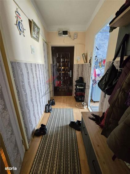 Apartament cu 3 camere decomandat în Alexandru cel Bun
