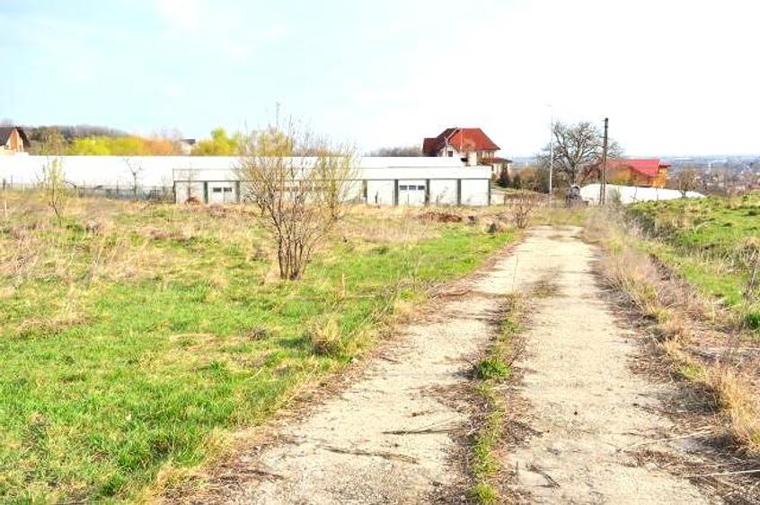 Teren intravilan de 800 mp, în Exterior Est
