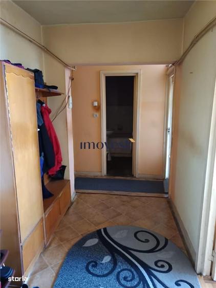 Apartament cu 2 camere decomandat în Careiului