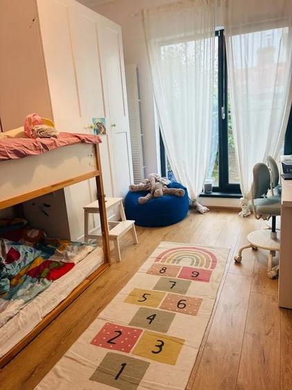Apartament cu 3 camere decomandat, mobilat în 1 Mai