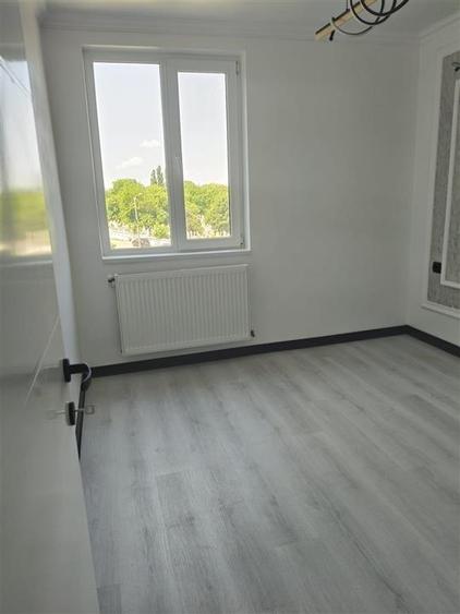 Apartament cu 2 camere semidecomandat în Hipodrom