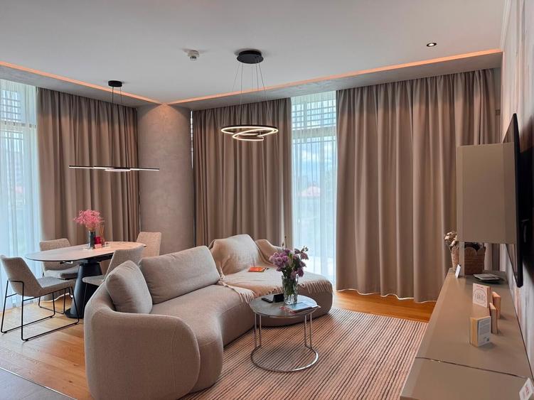 Apartament cu 3 camere decomandat, mobilat în Floreasca