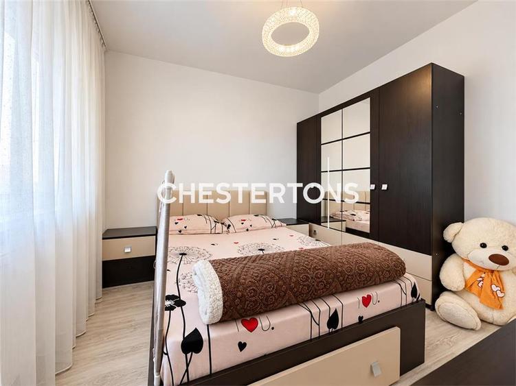 Apartament cu 3 camere semidecomandat, mobilat în Chiajna