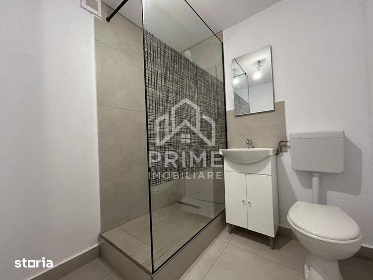 Casă cu 7 camere cu Teren 504 Mp în Central