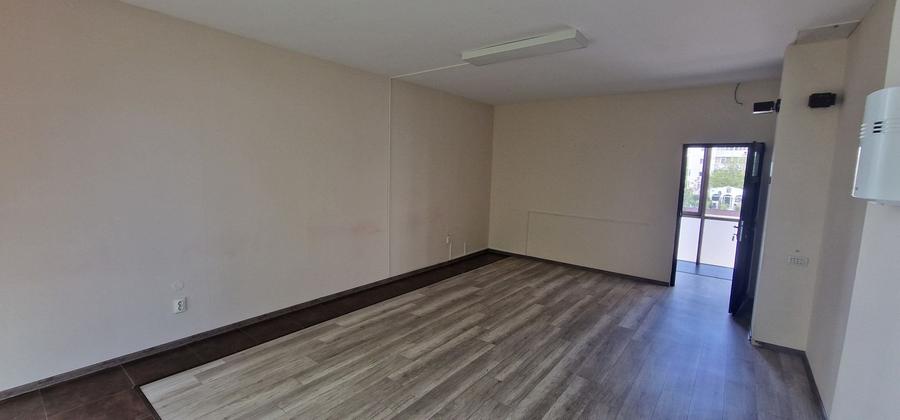 Spațiu comercial, de 240 mp, în Faleza Nord