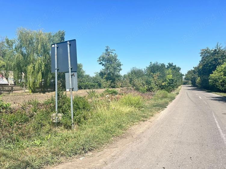 Teren de 4800 mp, în Sălciile