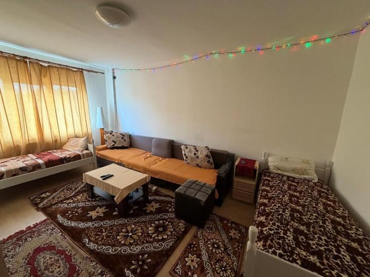 Apartament cu 2 camere, mobilat în Ștrand