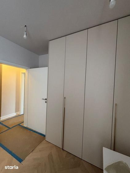 Apartament cu 3 camere în Est