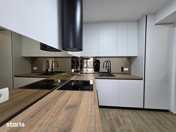 Apartament cu 4 camere în Armeneasca