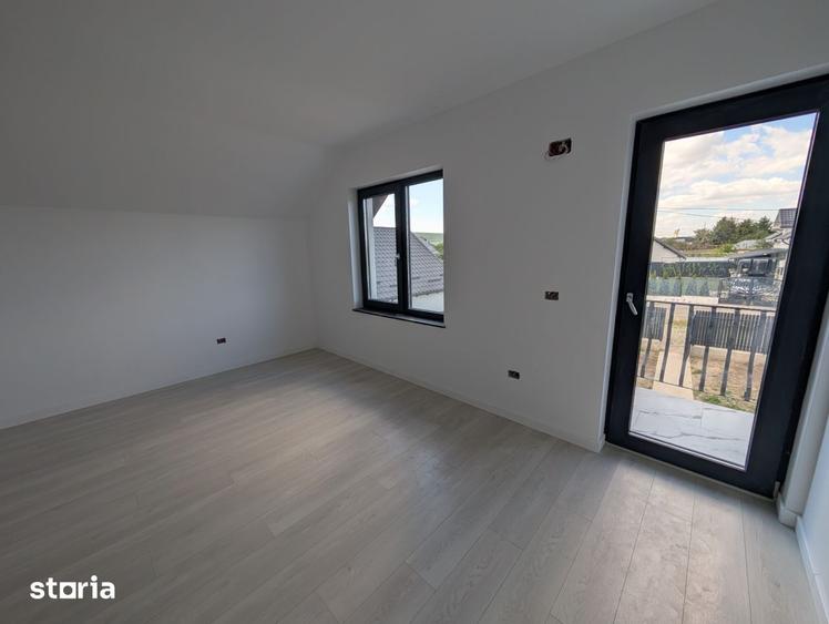 Casă cu 4 camere cu Teren 530 Mp în Central