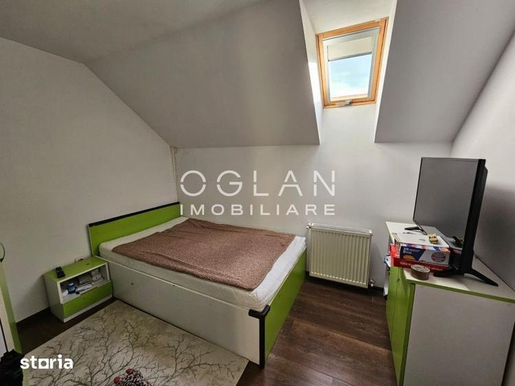 Casă cu 8 camere cu Teren 924 Mp în Valea Aurie