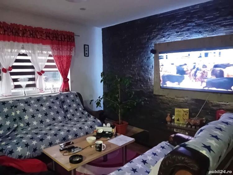 Casă cu 4 camere cu Teren 9000 Mp în Turda