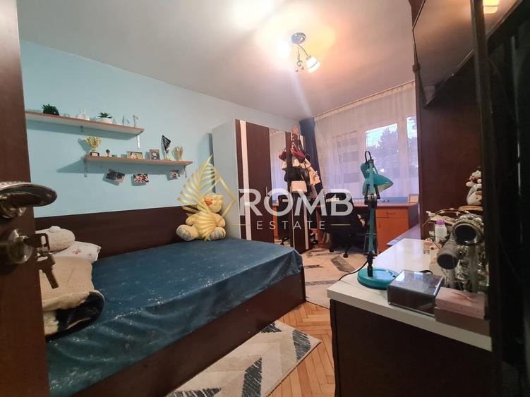 Apartament cu 3 camere decomandat, mobilat în Mănăștur