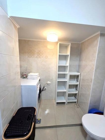 Apartament cu 4 camere decomandat, mobilat în Ultracentral