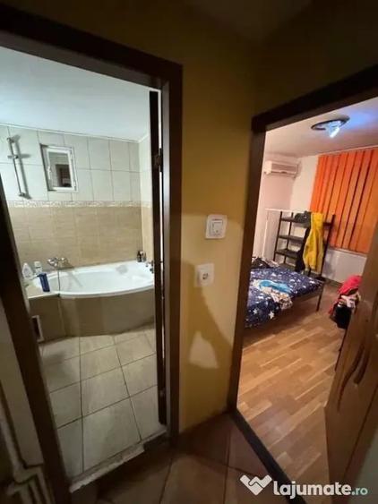 Garsonieră decomandată în Rahova