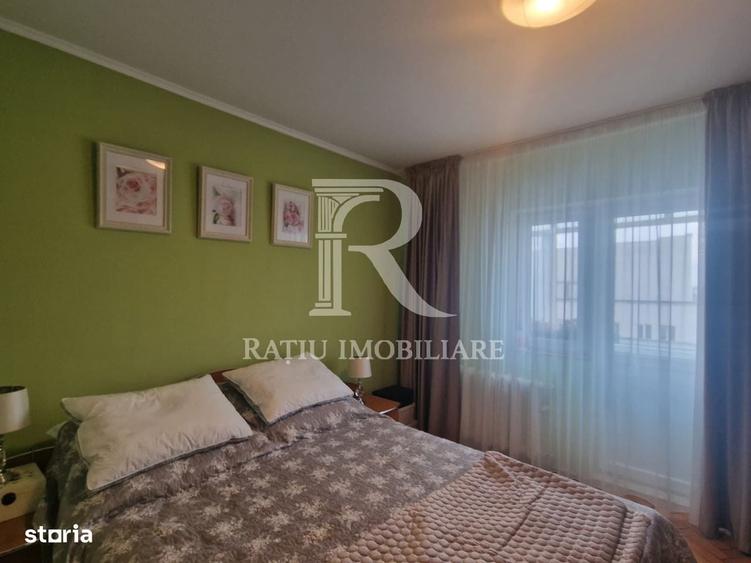 Apartament cu 3 camere în Central — fotografia 1