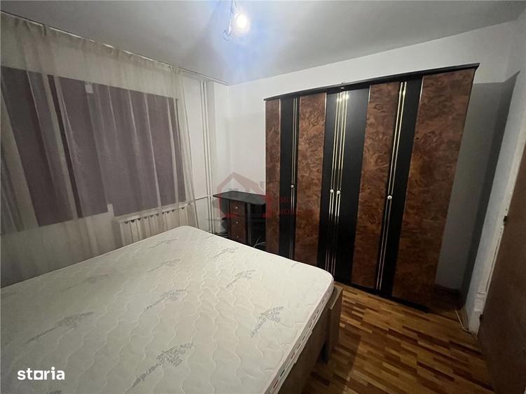 Apartament cu 2 camere decomandat în Tei