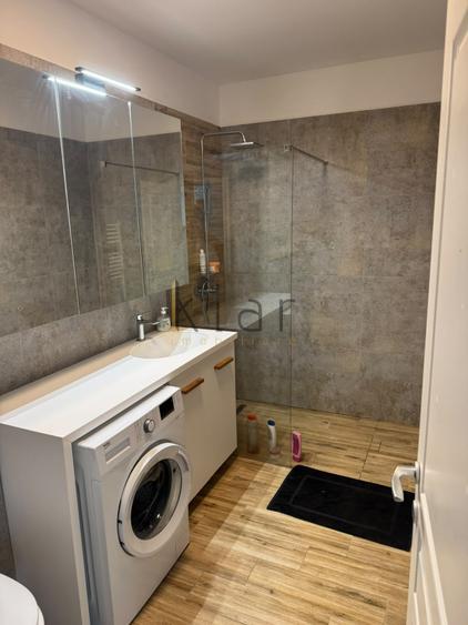 Apartament cu 2 camere semidecomandat, mobilat în Plopilor