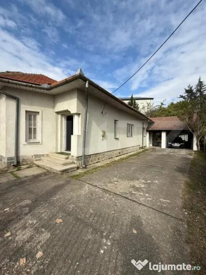 Casă cu 4 camere cu Teren 667 Mp în Victoria