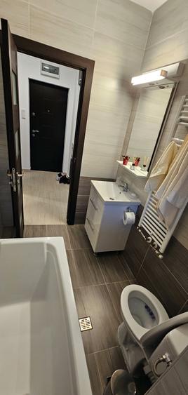 Garsonieră decomandată în Central