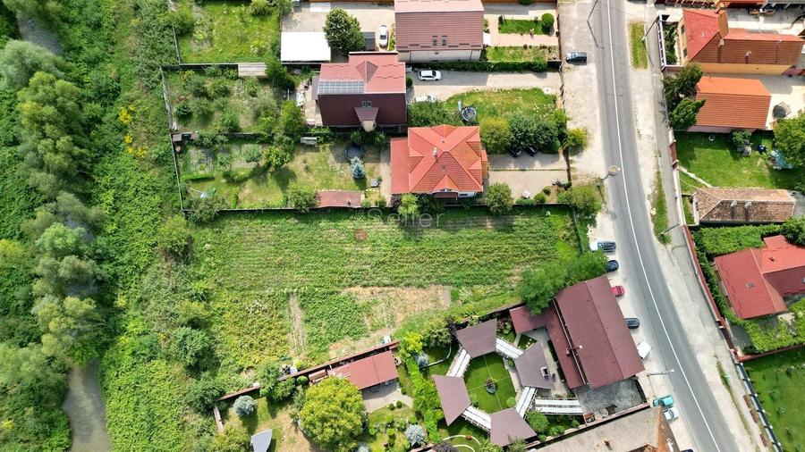 Teren Construcții intravilan de 1777 mp, în Stupini