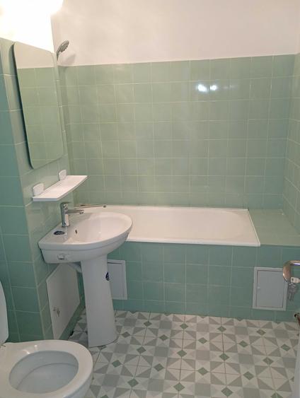 Apartament cu 2 camere decomandat în Craiovița Nouă
