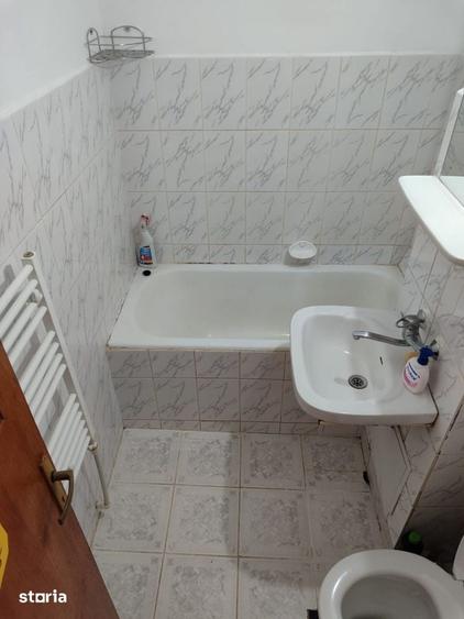 Apartament cu 3 camere în Republicii