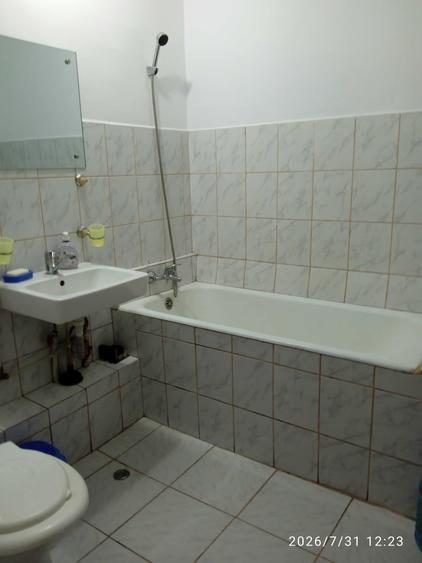 Apartament cu 2 camere semidecomandat în Timpuri Noi