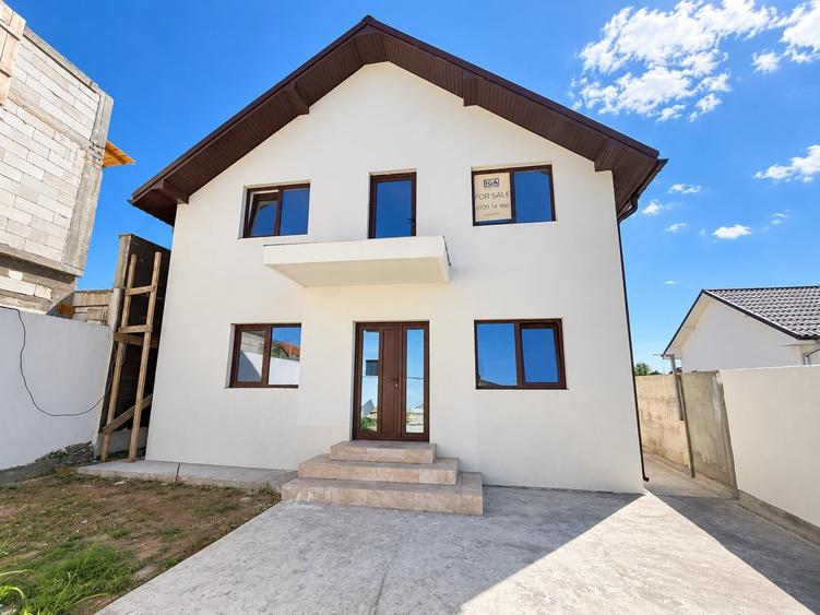 Casă individuală cu 7 camere cu Canalizare în Lumina