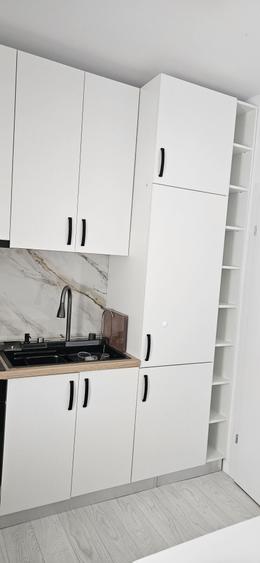Apartament cu 2 camere decomandat în Exterior Vest