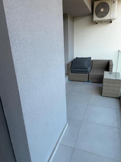 Apartament cu 2 camere decomandat în Theodor Pallady